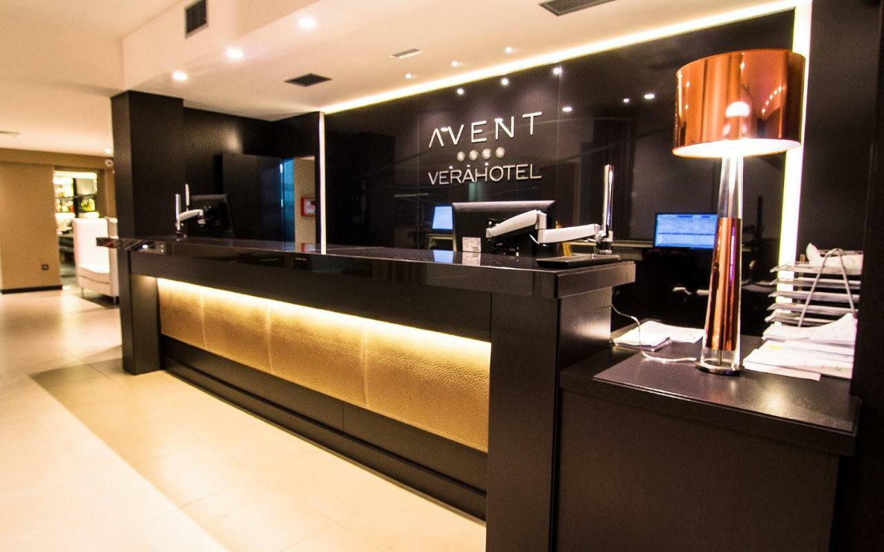 Avent Verahotel Exteriör bild