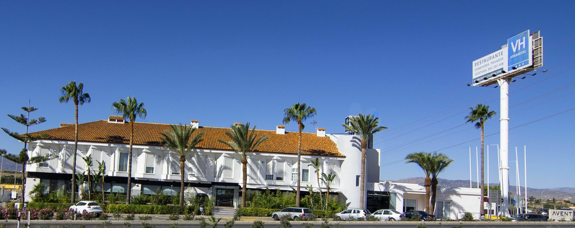 Avent Verahotel Exteriör bild